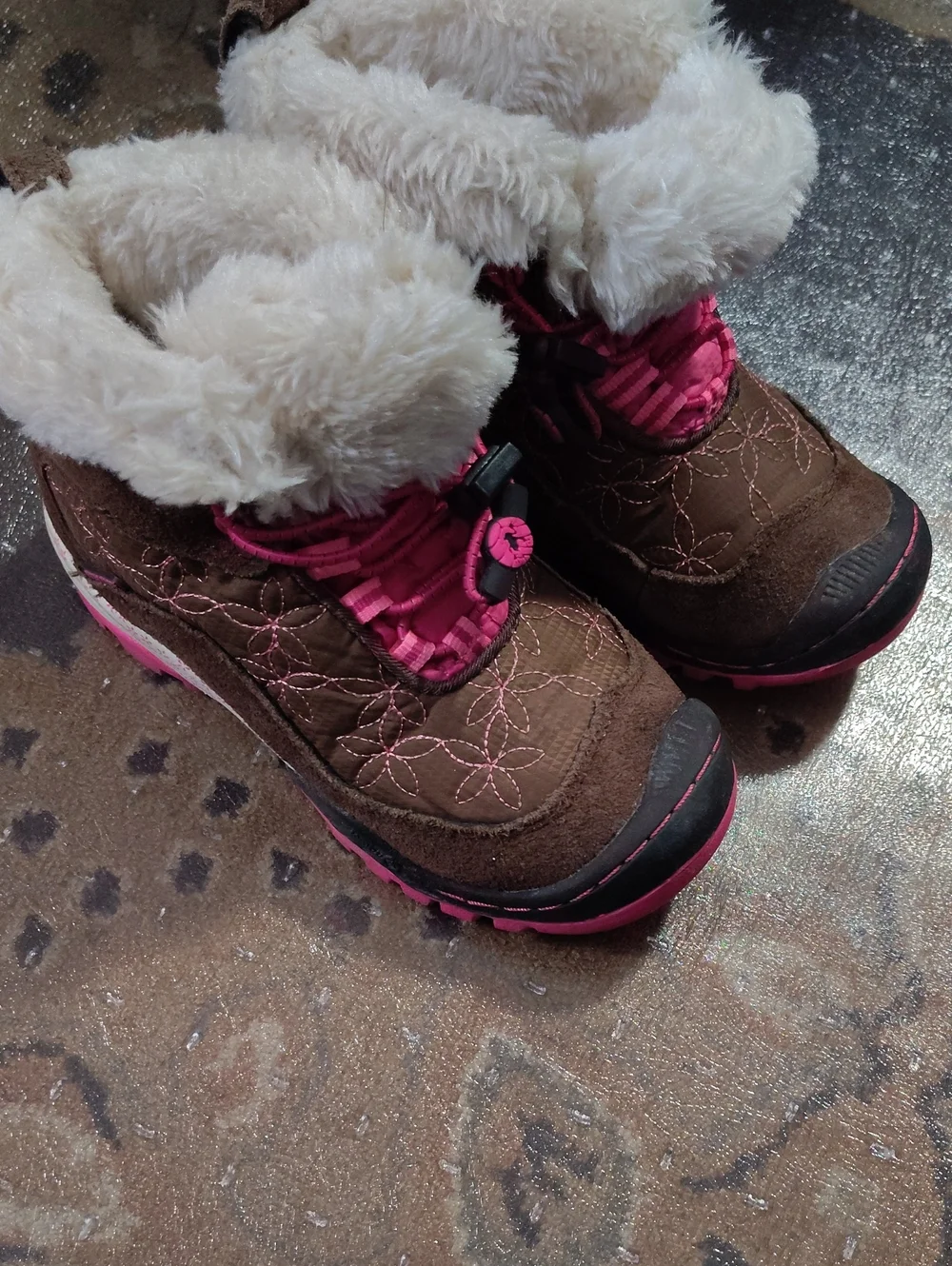 Girls' Brown & Pink Faux-Fur Winter Boots Euc , Size 1 $45